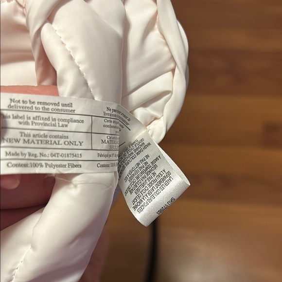 Quilted Puffer Jacket with Hood - Picture 7 of 17